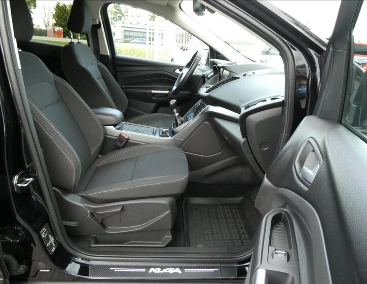 Ford Kuga 29