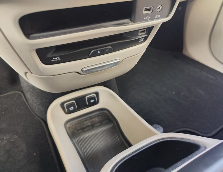 Chrysler Pacifica MPV 3,6 l 214 kw