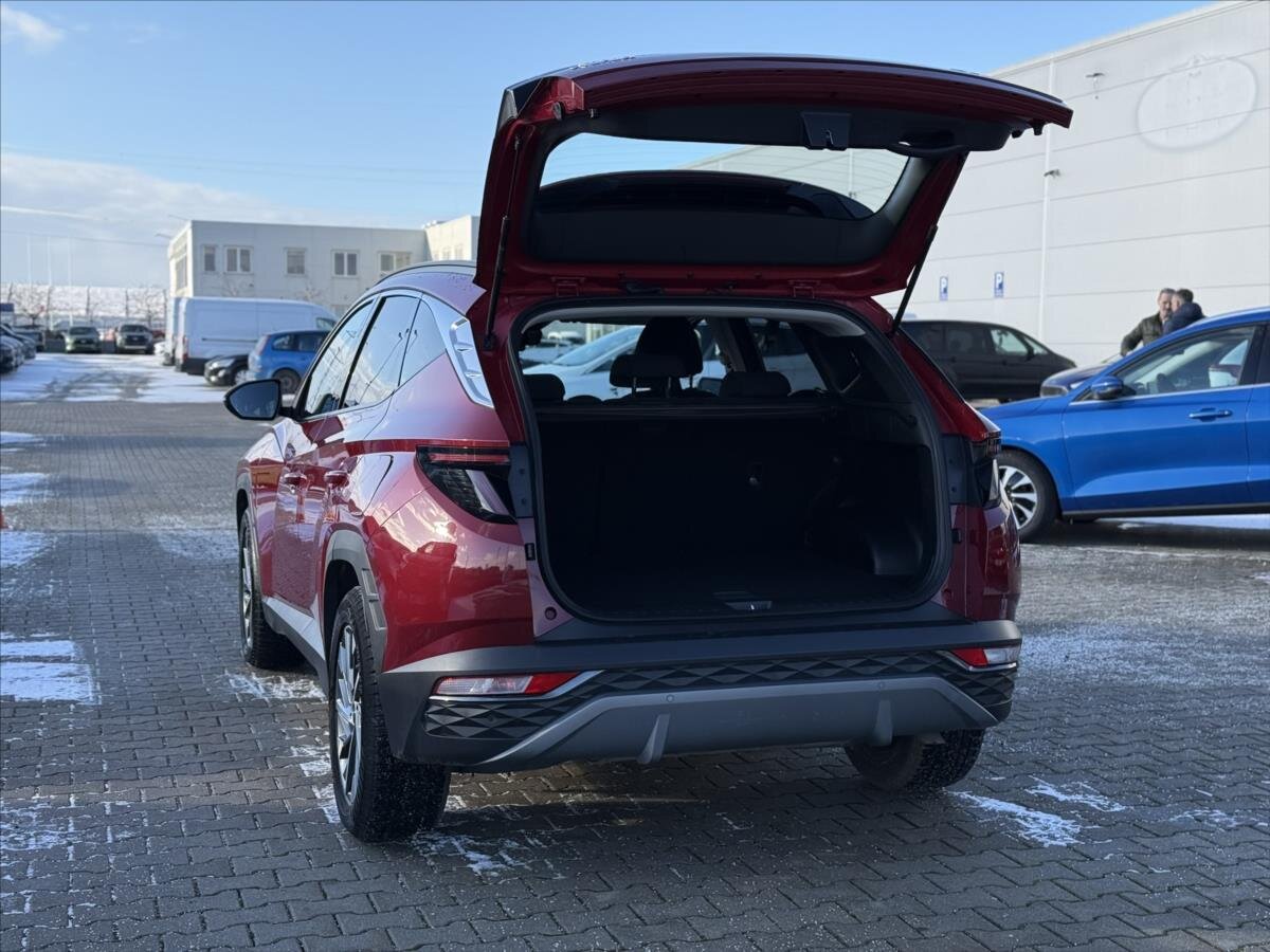 Hyundai Tucson SUV 1,6 l 110 kw