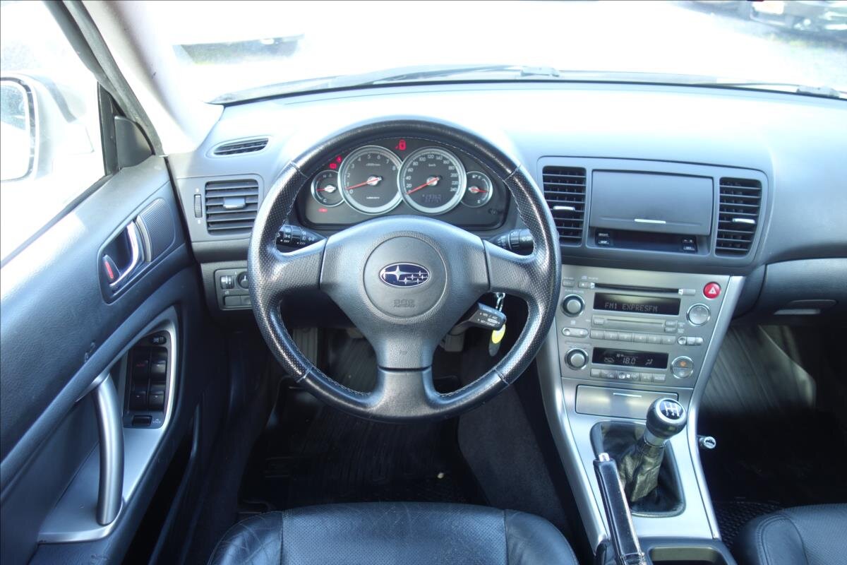 Subaru Legacy Sedan / Limuzína 2,5 l 121 kw