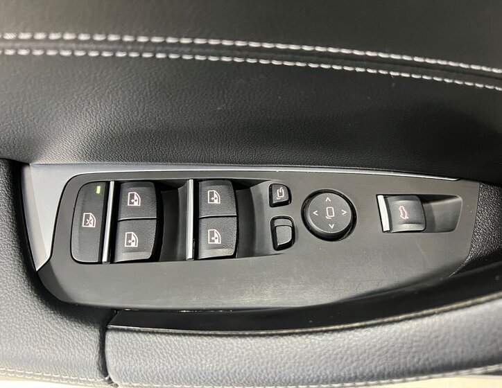 BMW X4 SUV / Terénní 3,0 l 250 kw