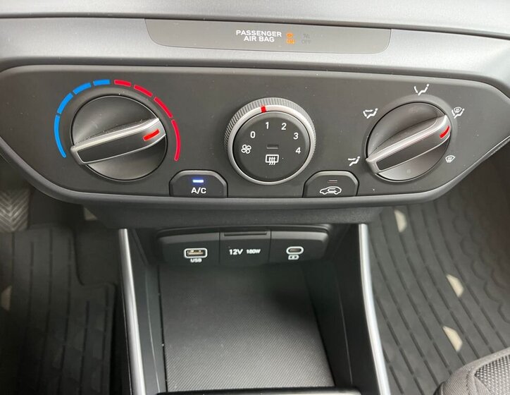 Hyundai i20 Hatchback 1,2 l 57 kw