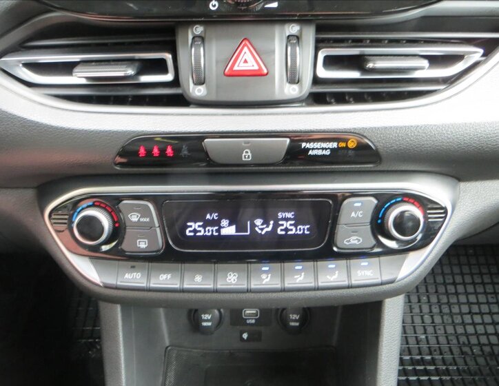 Hyundai i30 Kombi 1,5 l 117 kw