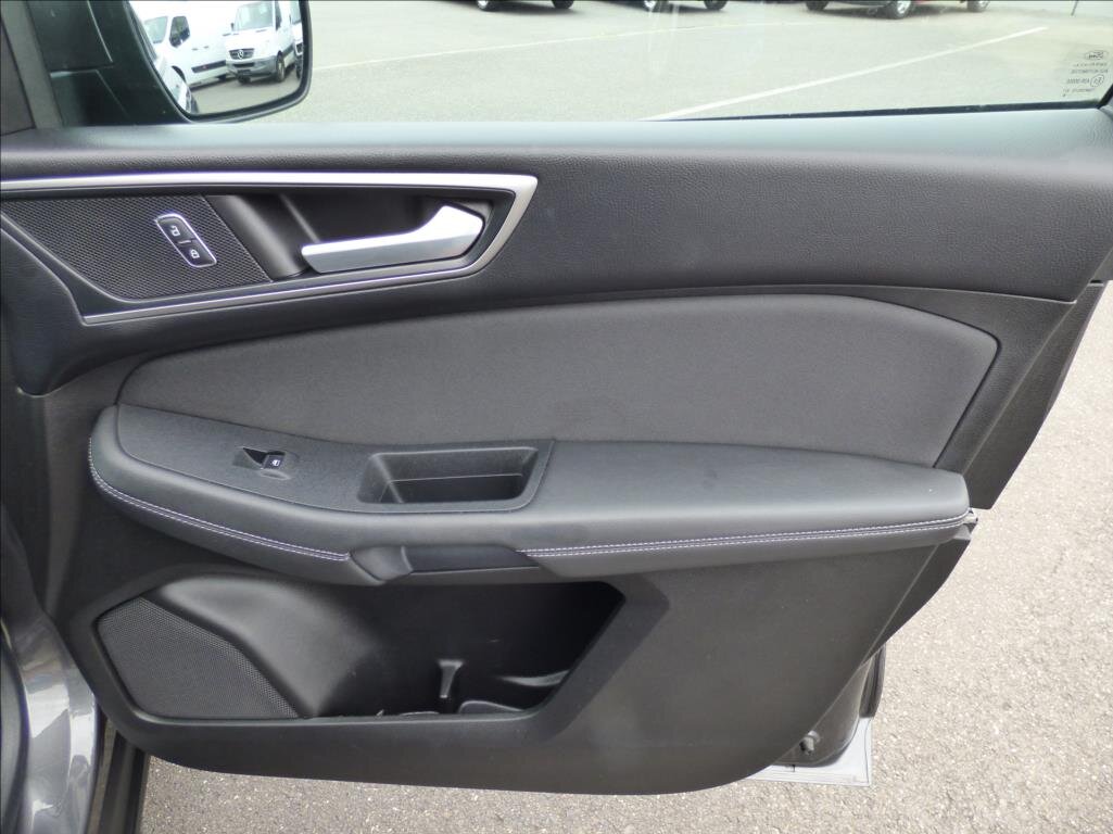 Ford S-MAX MPV 2,0 l 110 kw