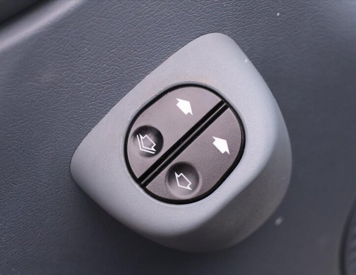 Ford Transit Kombi 2,2 l 92 kw