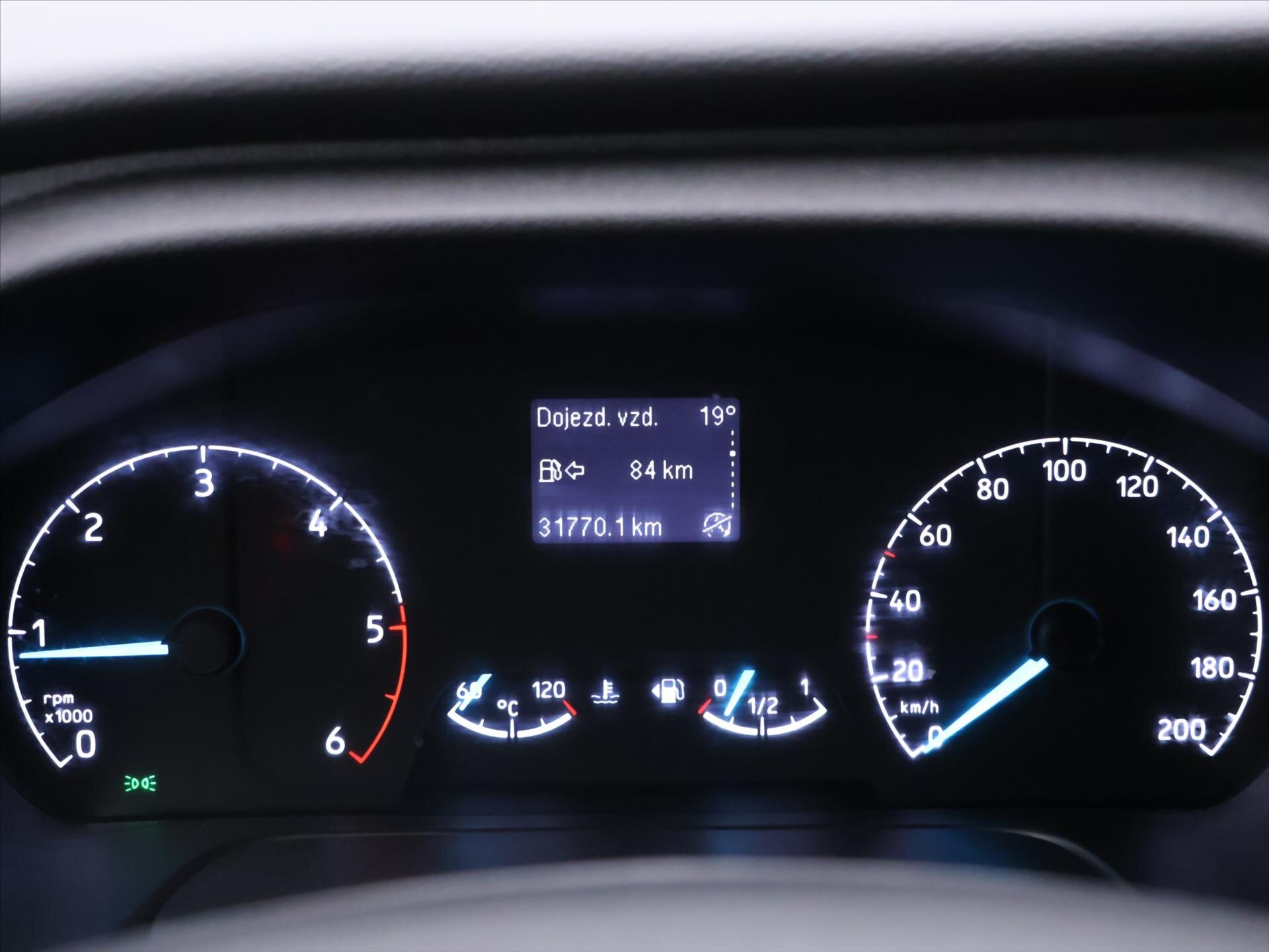 Ford Tourneo Custom Kombi 2,0 l 95 kw