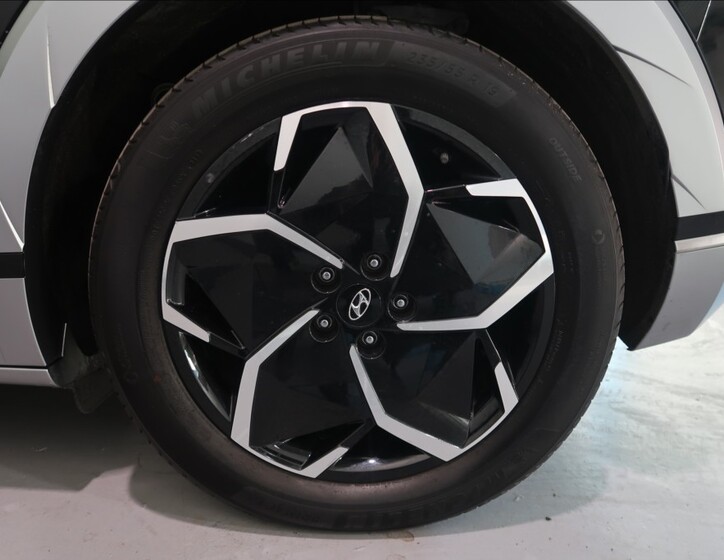 Hyundai Ioniq 5 26