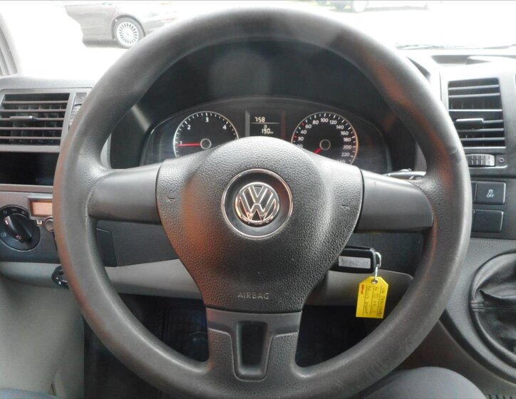 Volkswagen Transporter Valník 2,0 l 75 kw
