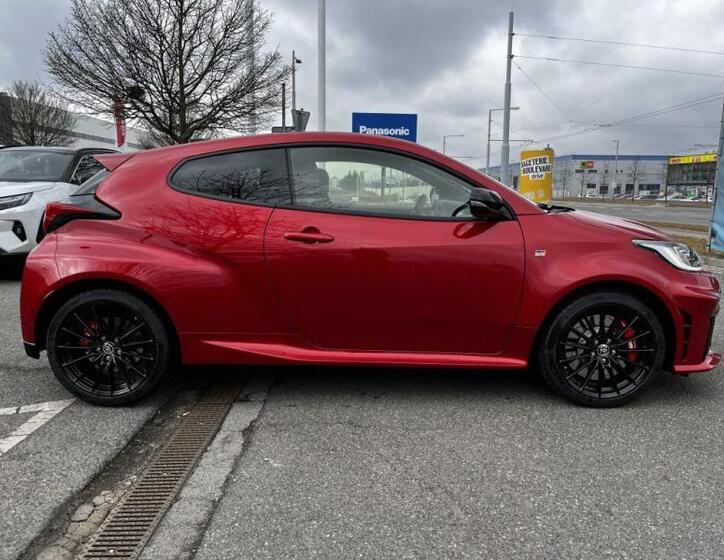 Toyota GR Yaris 6