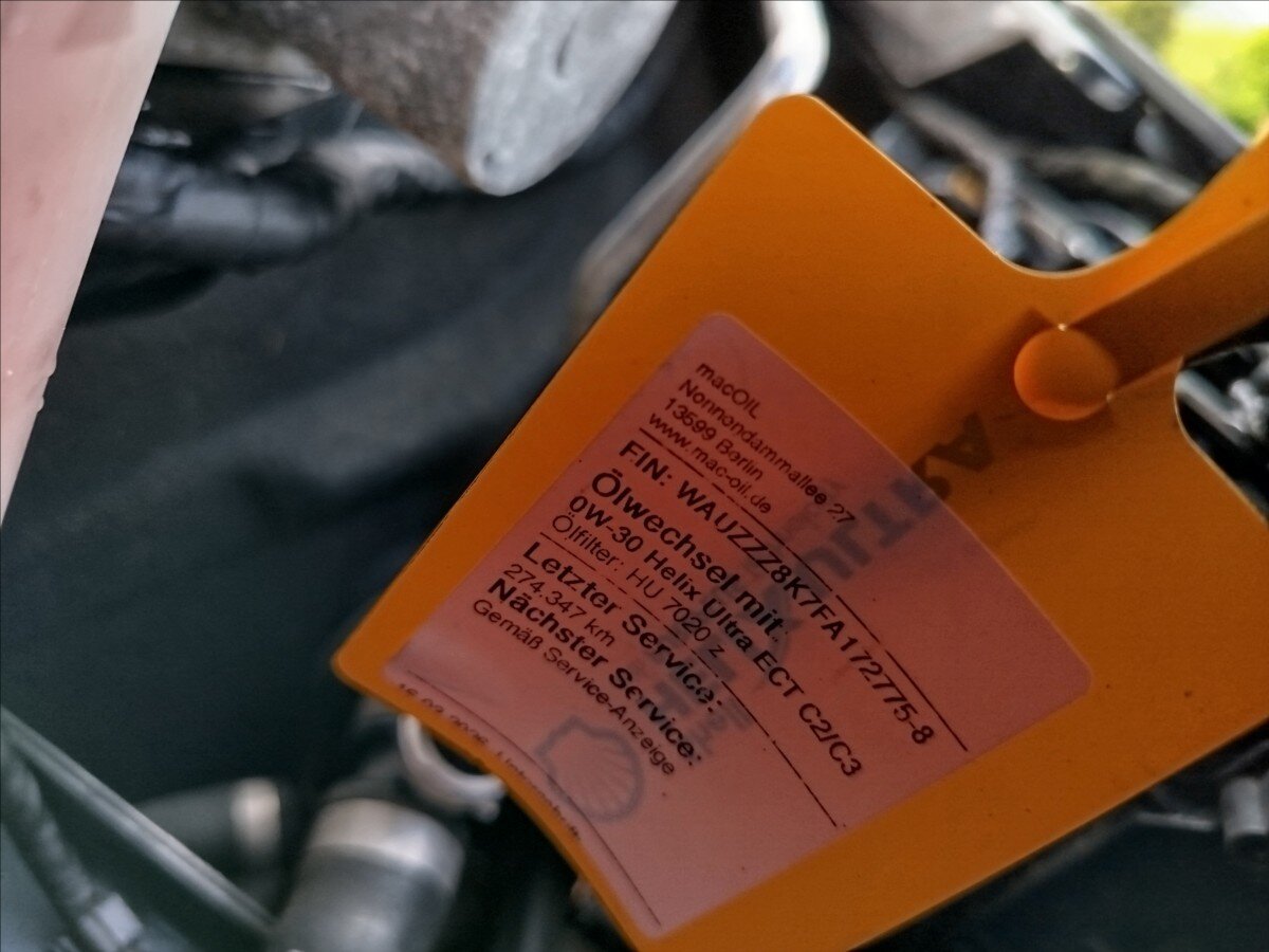 Audi A4 Kombi 2,0 l 140 kw