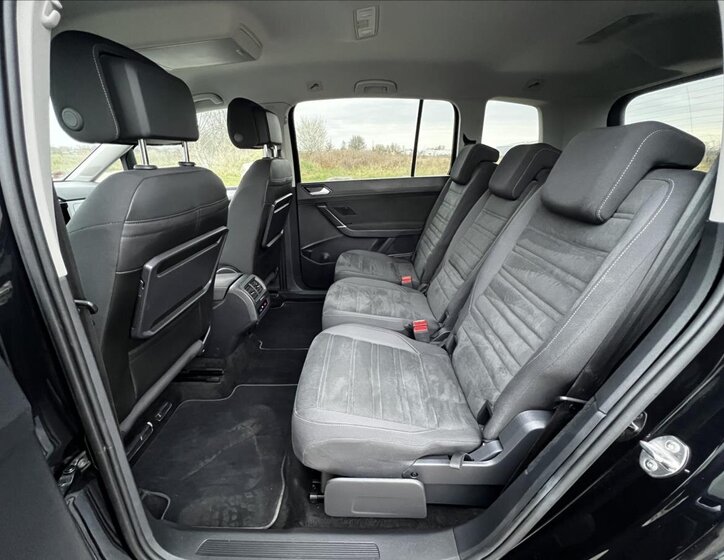 Volkswagen Touran Kombi 1,6 l 85 kw