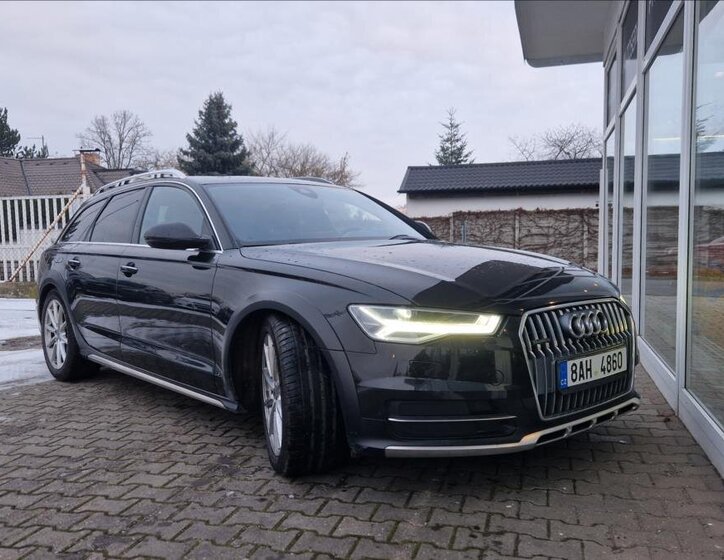 Audi A6 Allroad Kombi 3,0 l 235 kw