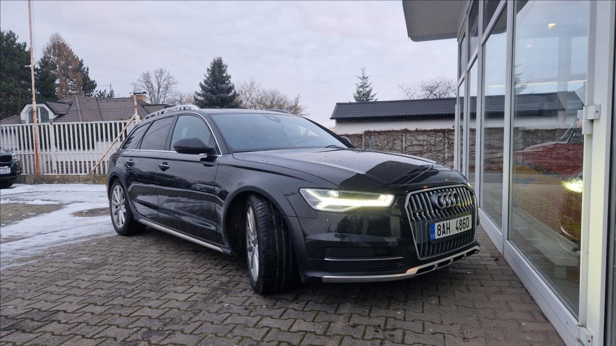 Audi A6 Allroad Kombi 3,0 l 235 kw