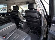 BMW Řada 7 Sedan / Limuzína 4,4 l 390 kw