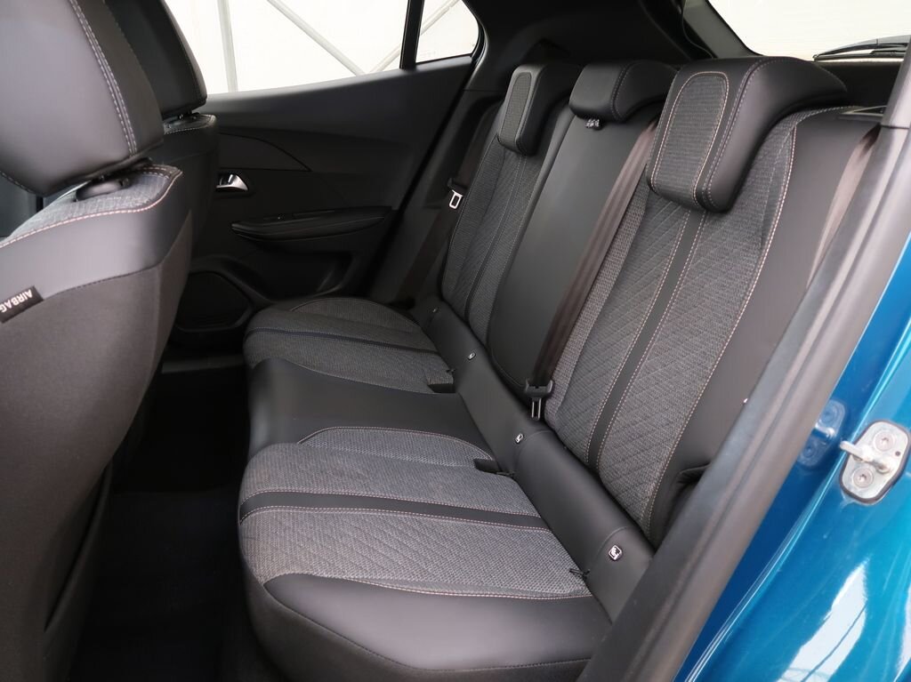 Peugeot 2008 SUV / Terénní 1,2 l 74 kw