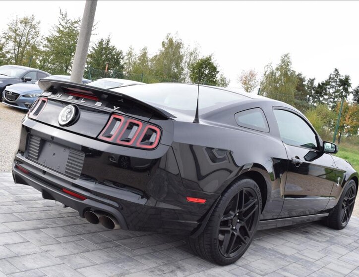 Ford Mustang Kupé 5,8 l 485 kw