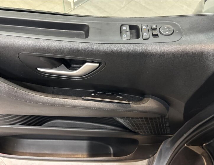 Hyundai Staria VAN-Minibus 1,6 l 117 kw