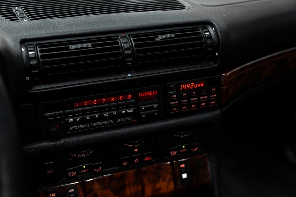 BMW Řada 7 Sedan / Limuzína 5,0 l 220 kw