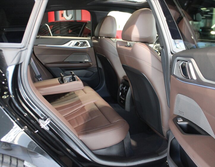 BMW Řada 4 Sedan / Limuzína 2,0 l 140 kw