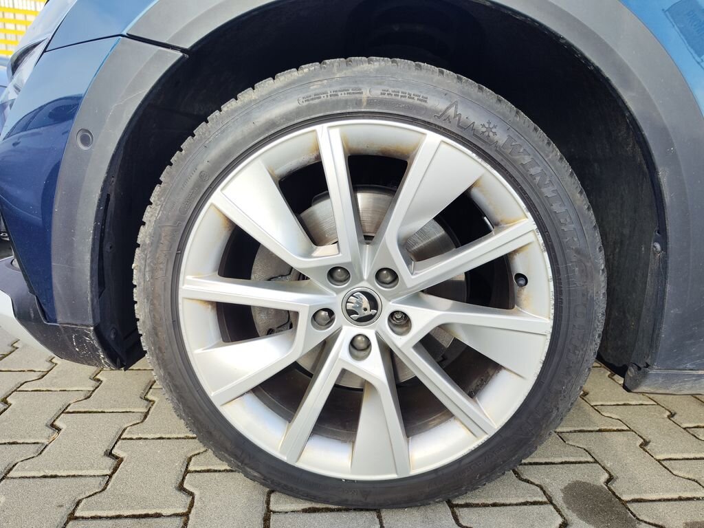 Škoda Superb Kombi 2,0 l 147 kw