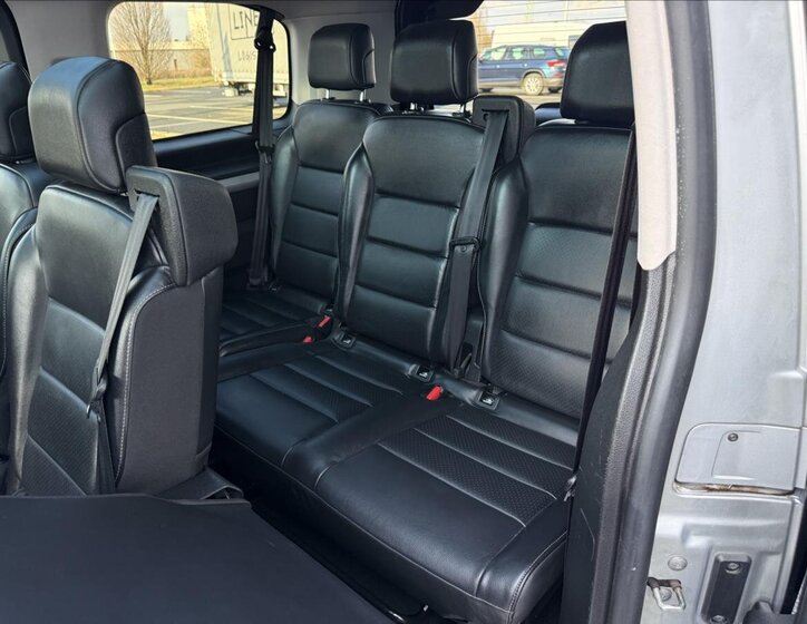 Citroën SpaceTourer MPV 2,0 l 130 kw