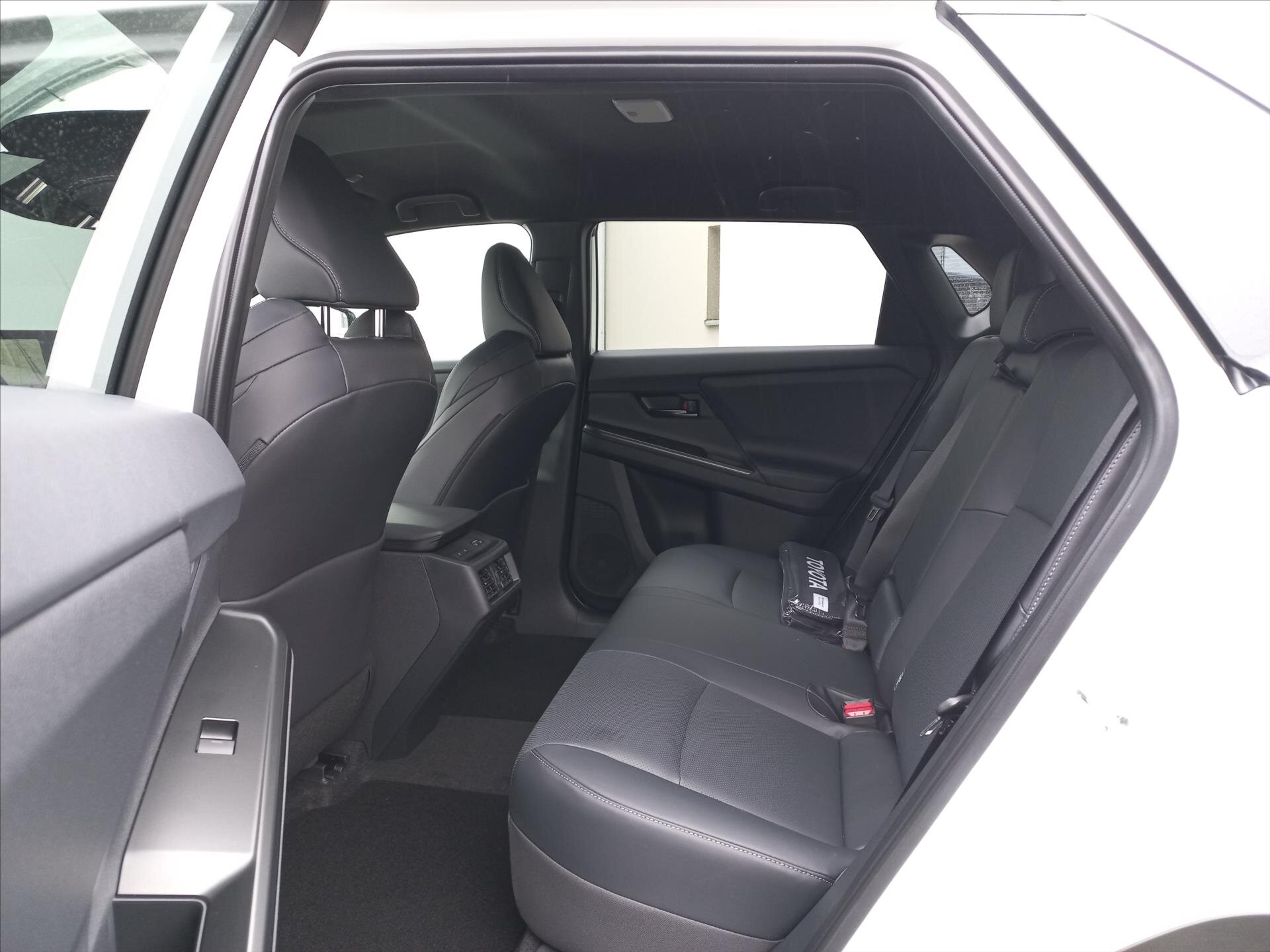 Toyota bZ4X SUV / Terénní 0,0 255 kw