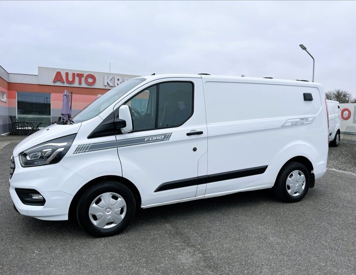Ford Transit Custom 10