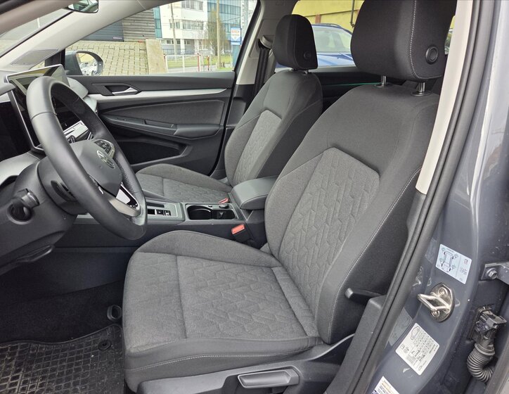 Volkswagen Golf Kombi 1,5 l 110 kw