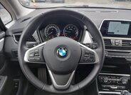 BMW Řada 2 28
