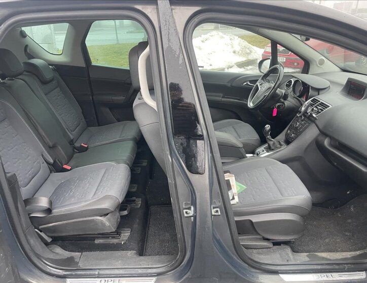 Opel Meriva 12