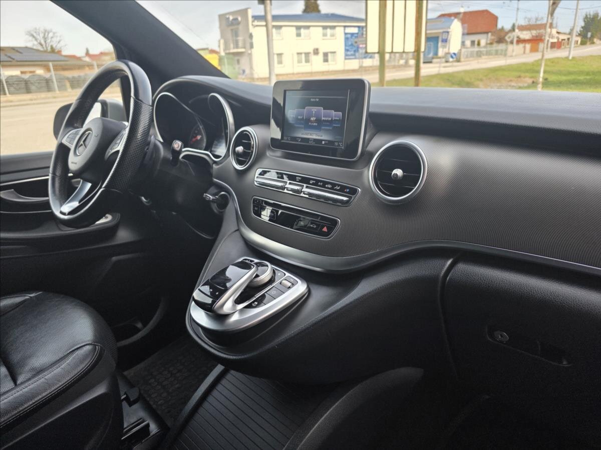 Mercedes-Benz Třídy V Kombi 2,1 l 140 kw