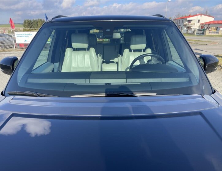 Land Rover Range Rover SUV 4,4 l 250 kw