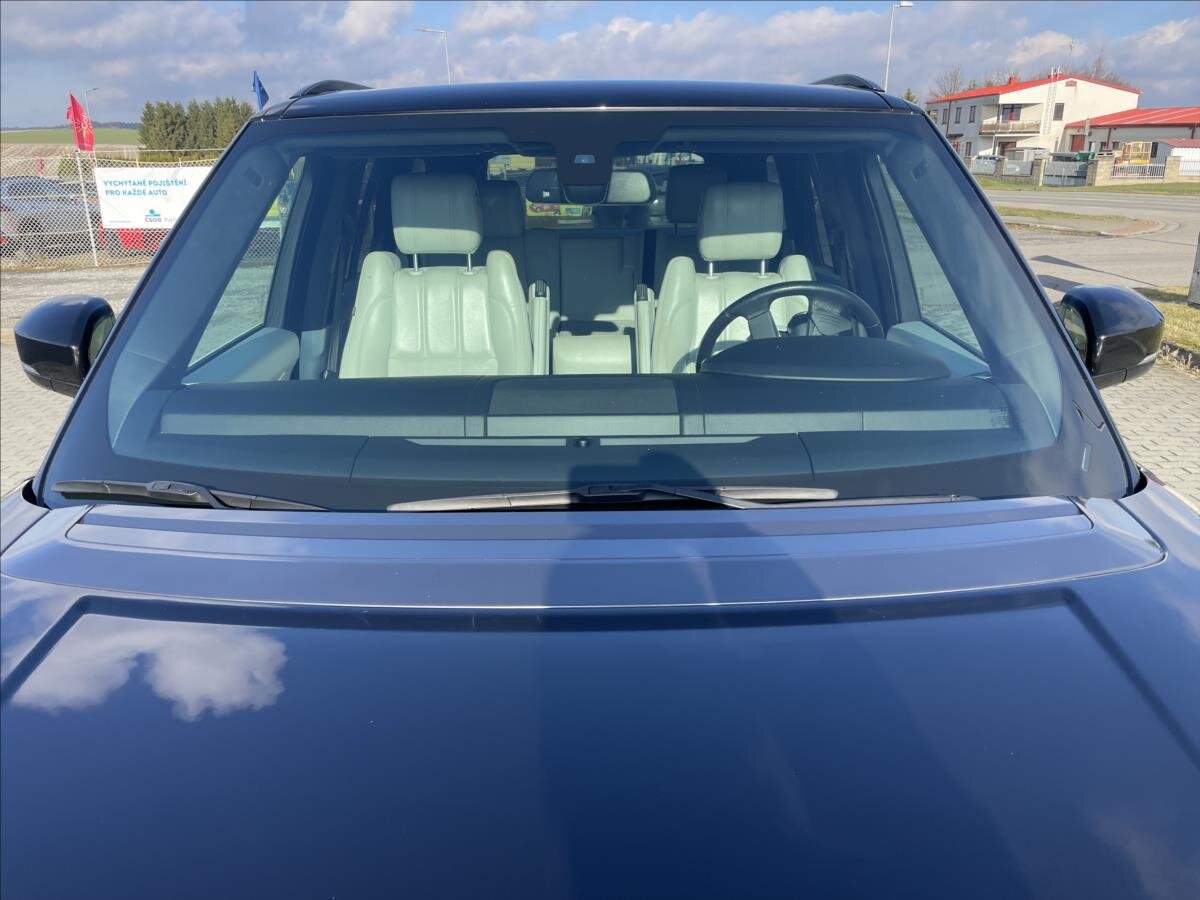 Land Rover Range Rover SUV 4,4 l 250 kw