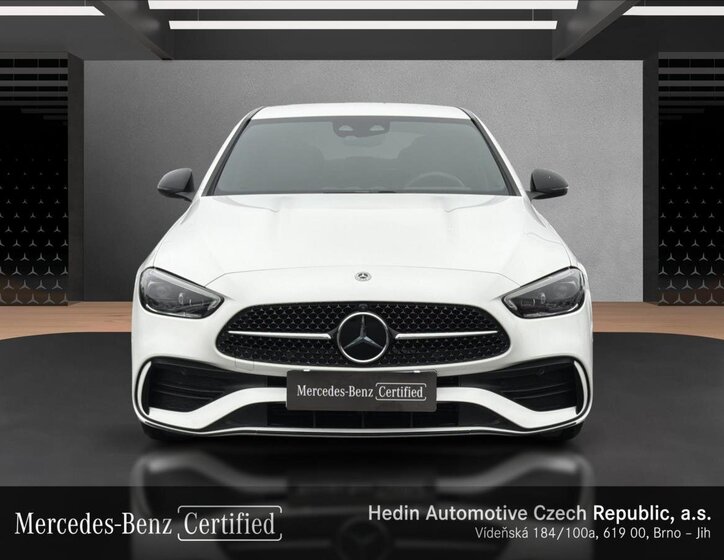 Mercedes-Benz Třídy C Sedan / Limuzína 2,0 l 145 kw