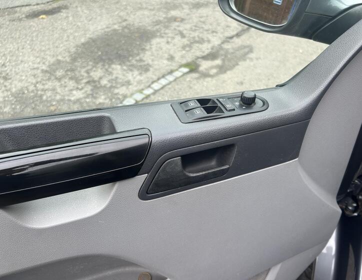 Volkswagen Transporter 36