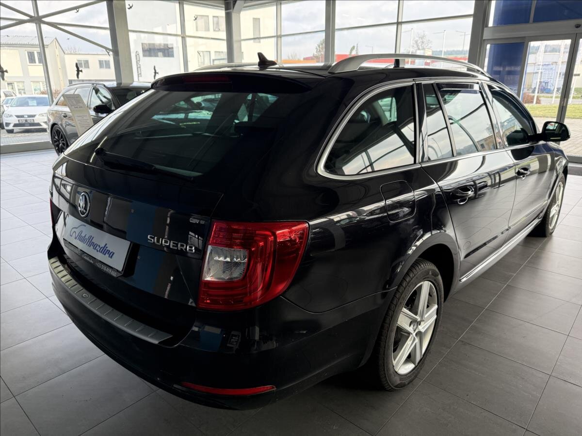 Škoda Superb