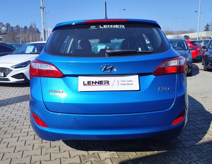 Hyundai i30 Kombi 1,6 l 81 kw