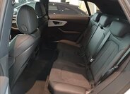 Audi Q8 SUV 3,0 l 210 kw