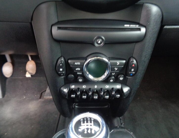 Mini Cooper Hatchback 1,6 l 72 kw