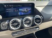 Mercedes-Benz EQA 16