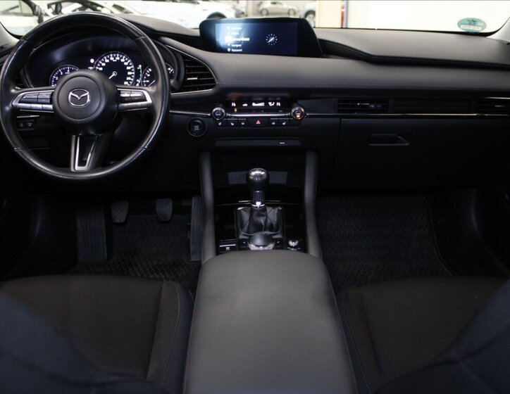 Mazda 3 Sedan 2,0 l 90 kw