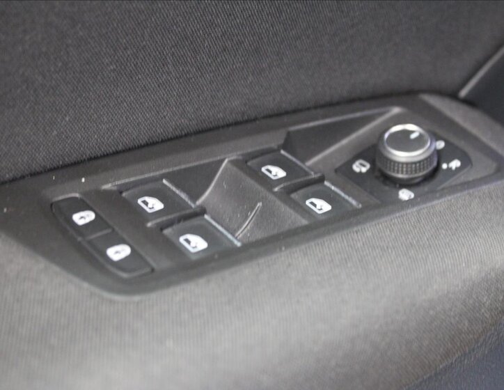 Volkswagen Touran SUV / Terénní 1,4 l 110 kw