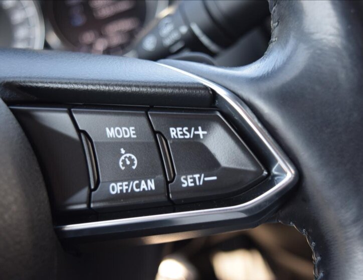 Mazda 6 Sedan / Limuzína 2,5 l 141 kw