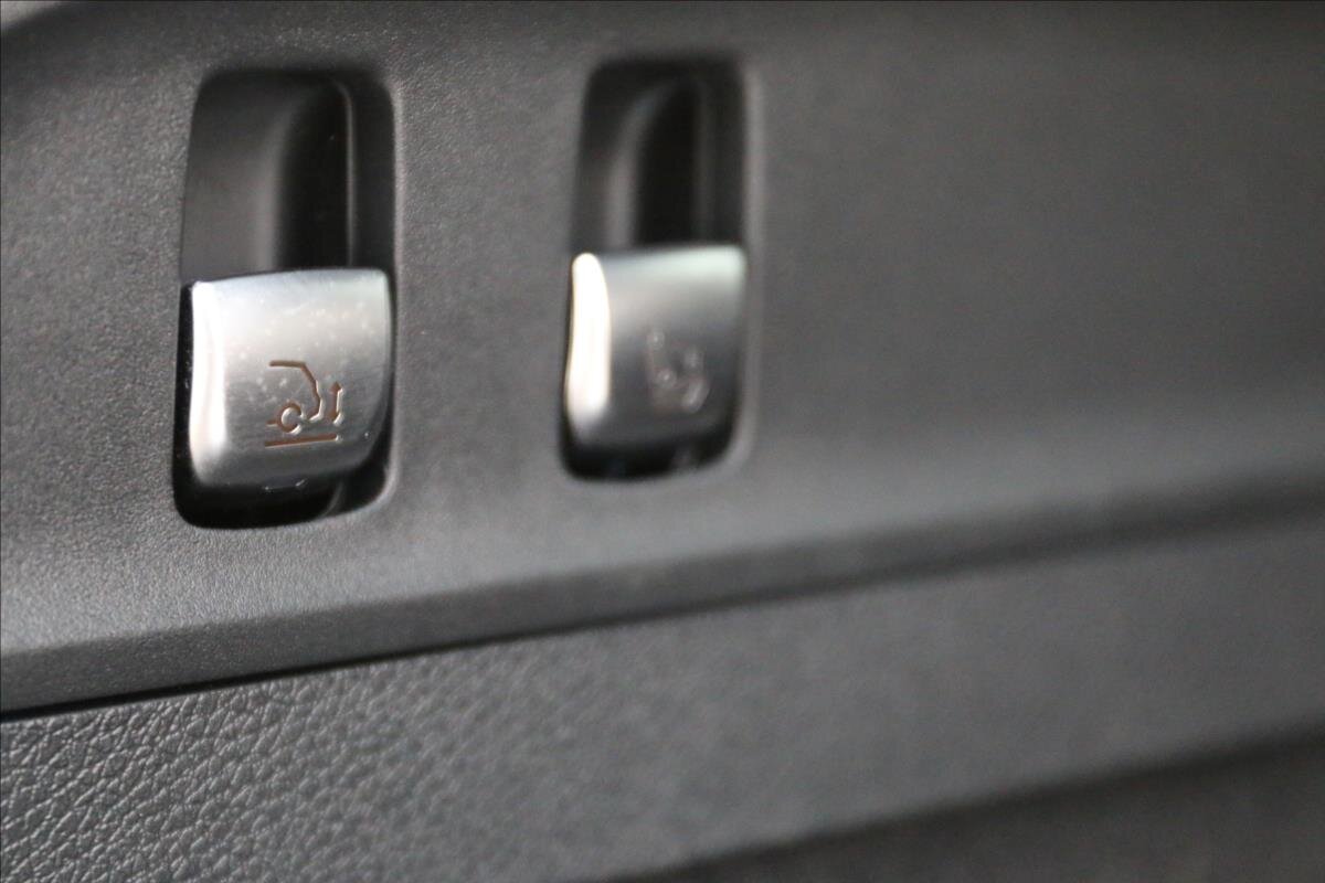 Mercedes-Benz GLC SUV / Terénní 3,0 l 270 kw