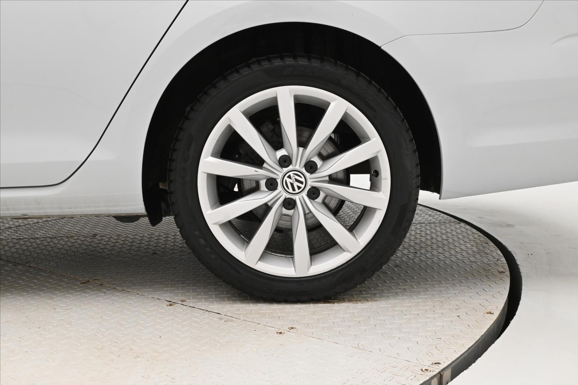 Volkswagen Golf Kombi 1,6 l 85 kw