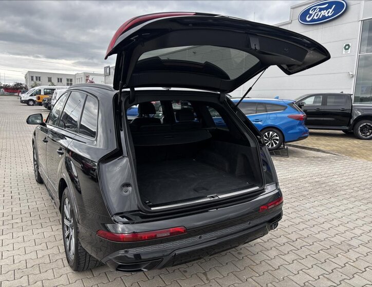 Audi Q7 SUV / Terénní 3,0 l 210 kw