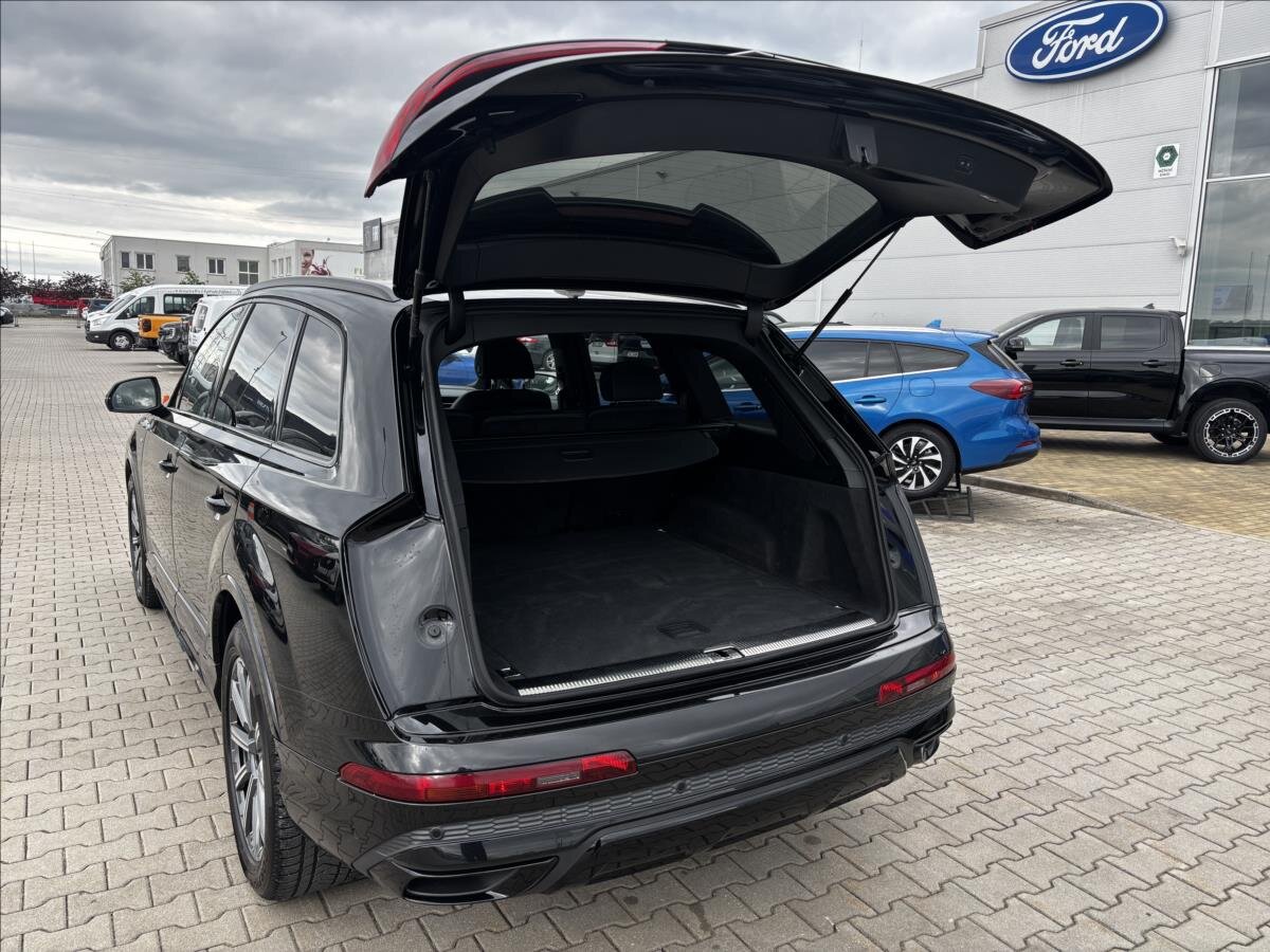 Audi Q7 SUV / Terénní 3,0 l 210 kw