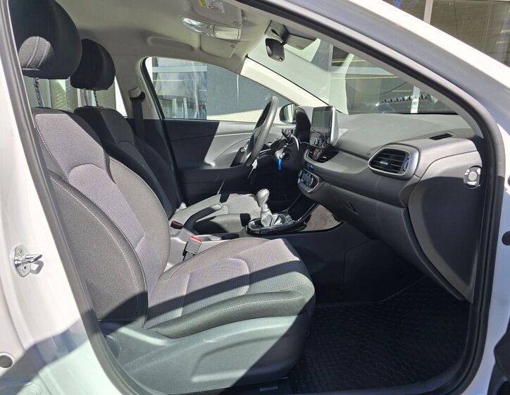 Hyundai i30 Kombi 998,0 73 kw