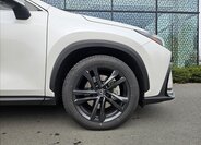Lexus NX 450h plus SUV 2,5 l 227 kw