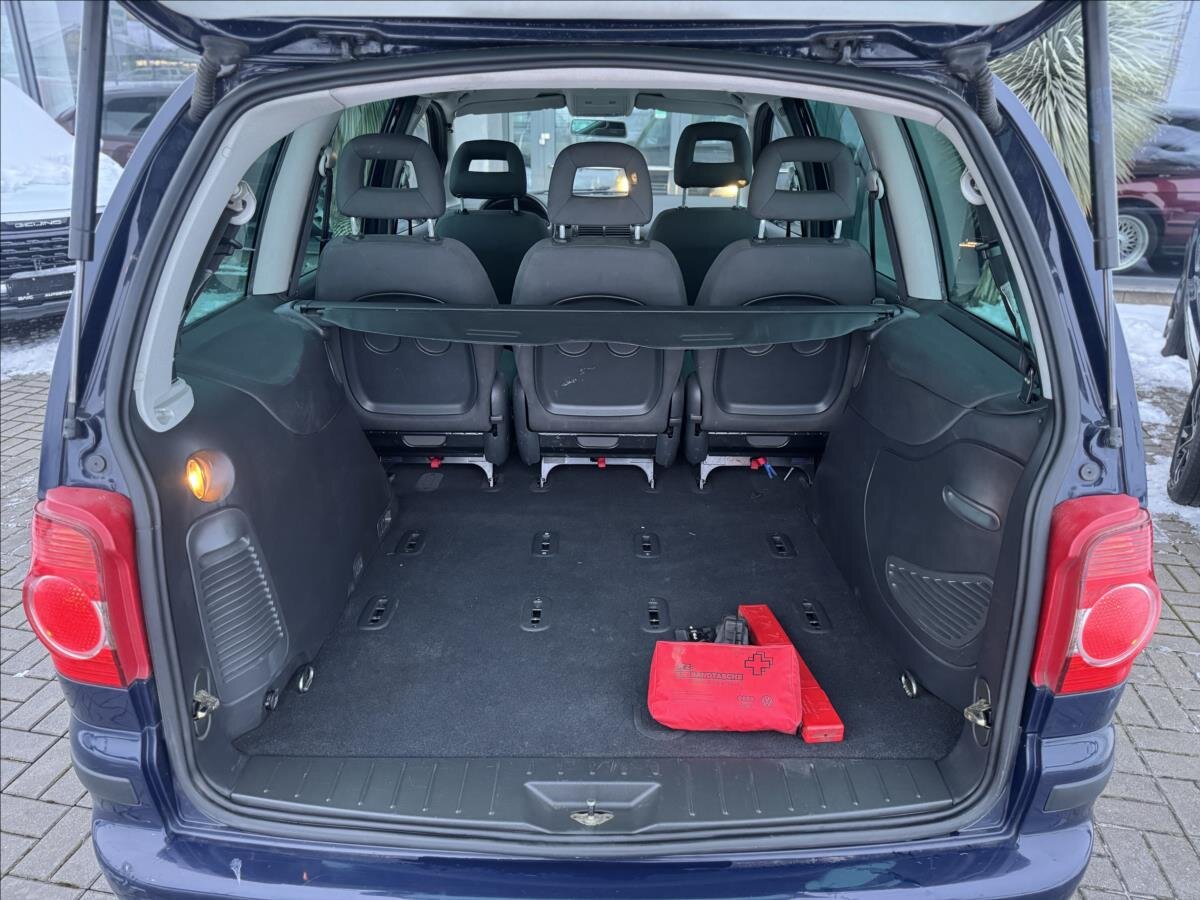 Volkswagen Sharan Kombi 1,9 l 96 kw